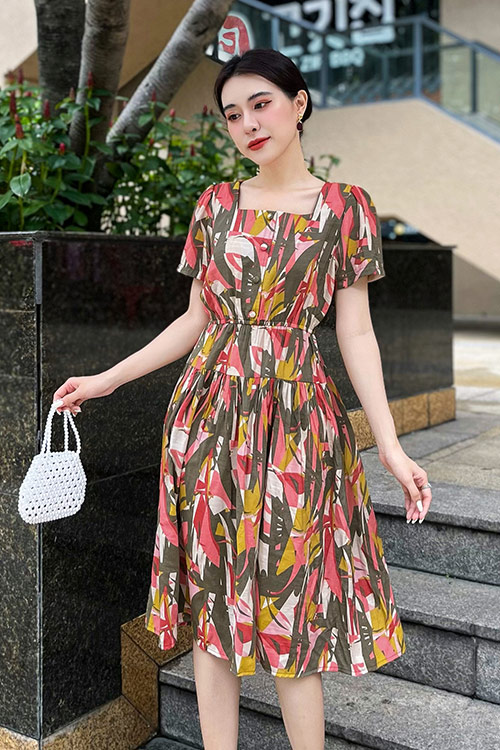 Đầm xòe họa tiết công sở dáng dài