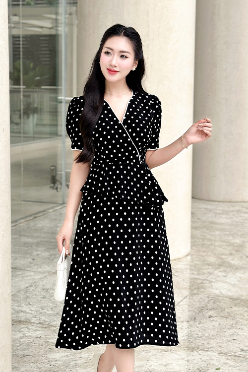 Áo kiểu blouse ren trắng viền bèo ASM20-24 | Thời trang công Áo kiểu blouse ren trắng viền bèo ASM20-24 | Thời trang công